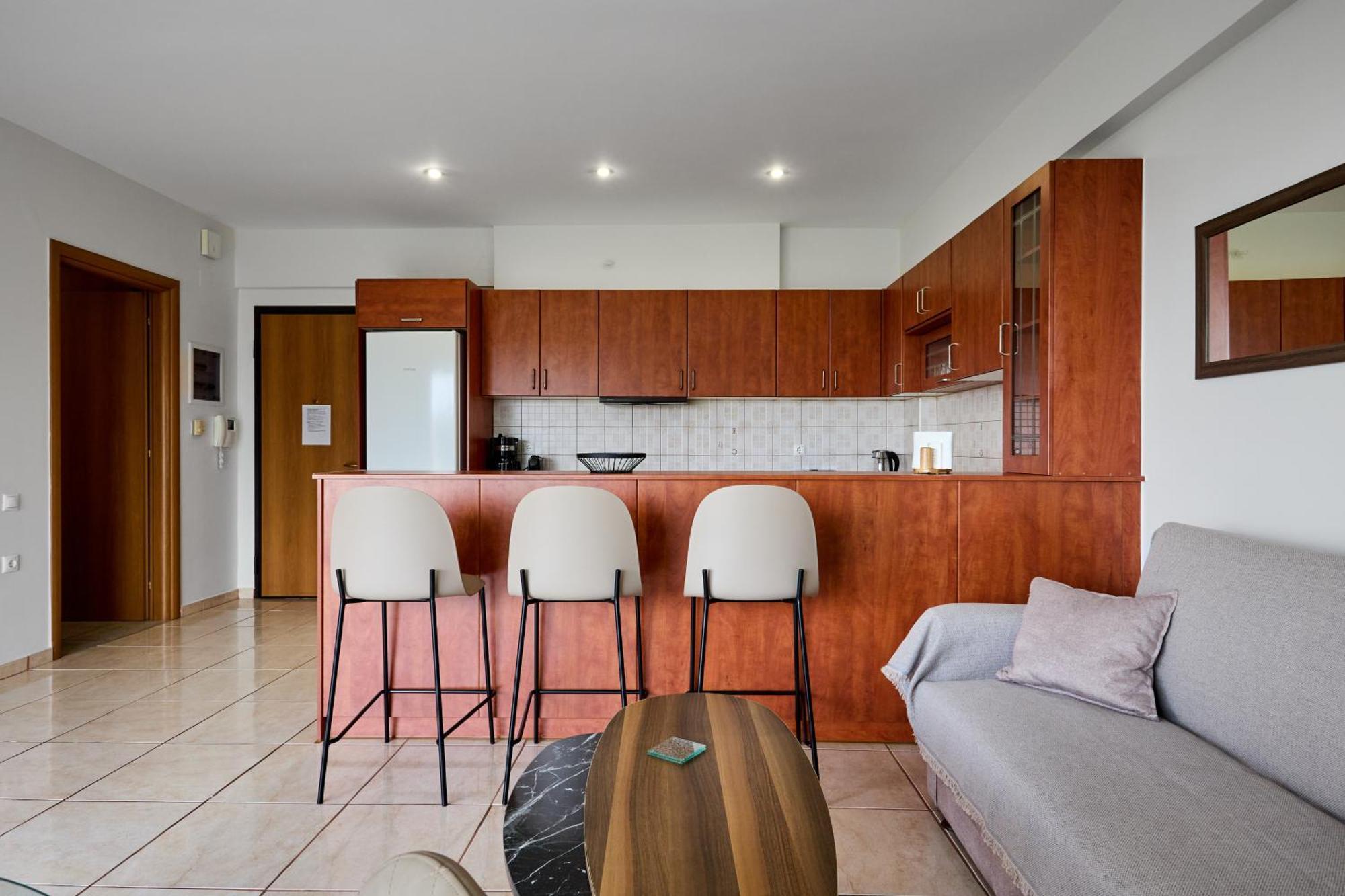 Chios Town Apartment - Heart Of Chios Town With 2 Minute Walk To The Beach Kültér fotó
